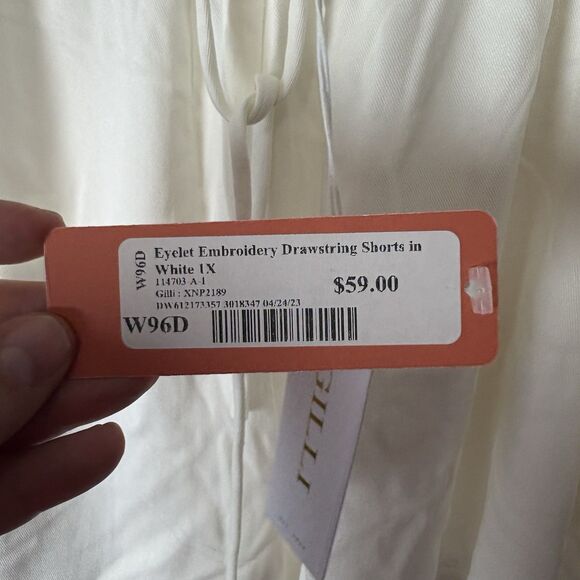 Gilli White Eyelet Drawstring Pull On Shorts 1X Comfy Stretch Travel Boho - Picture 7 of 11